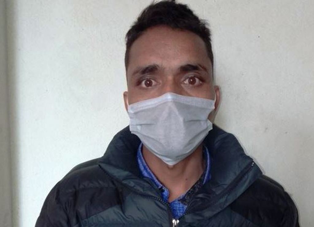 नक्कली परीक्षार्थी पक्राउ