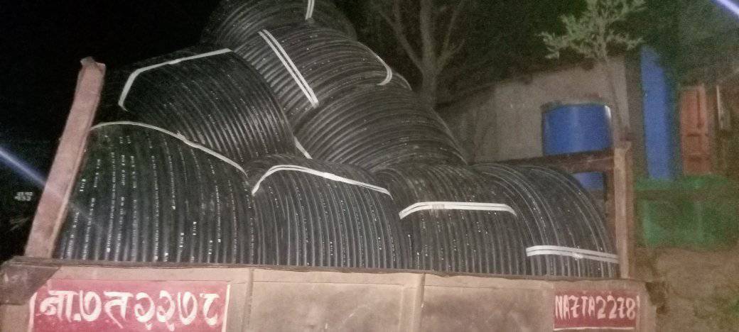 स्विकृत योजनाविना बाँड्न थालिएको पाइप युवाहरुको नियन्त्रणमा