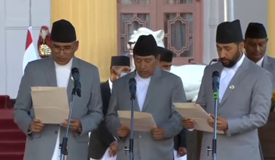 ८ सदस्यीय मन्त्रिपरिषद गठन